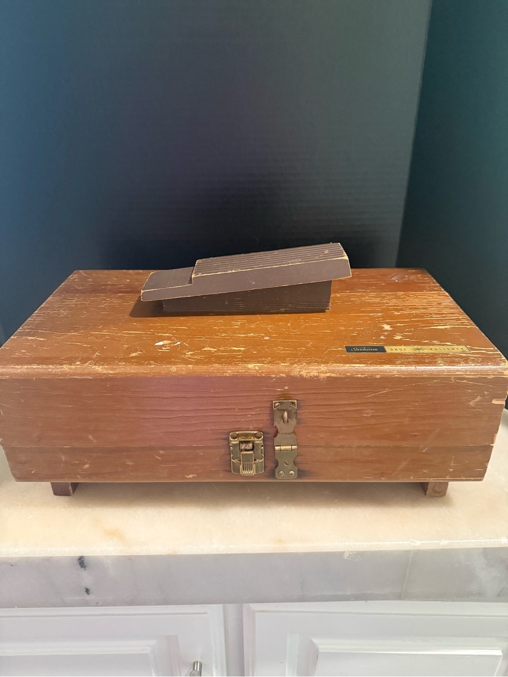 Vintage Sunbeam Wood Shoe Polisher Box with Double Closure & 2 Brushes